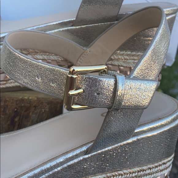 Aldo Pale Rose Gold Sandals Sz 7.5 (8) - Picture 8 of 16